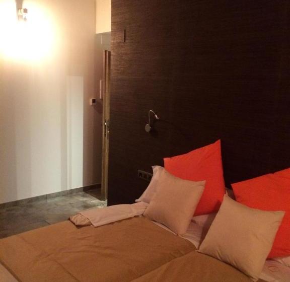 Пансион Fonda Carrera