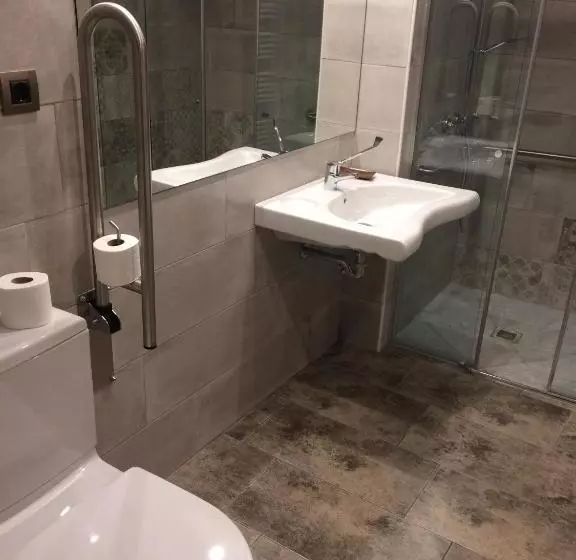 ペンション Fonda Carrera