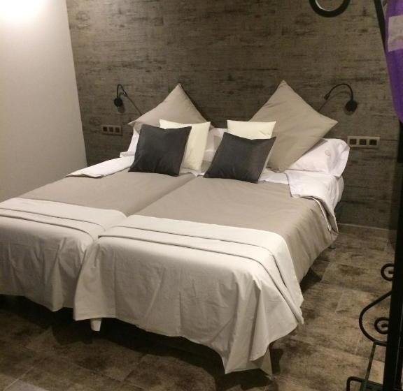 Пансион Fonda Carrera