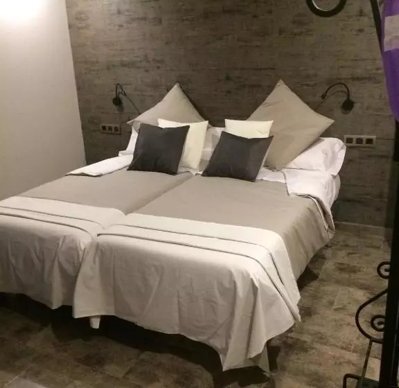 ペンション Fonda Carrera