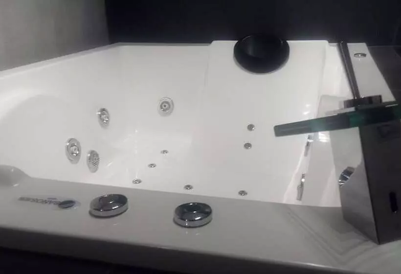 Majatalo Hostal Ocana Manilva