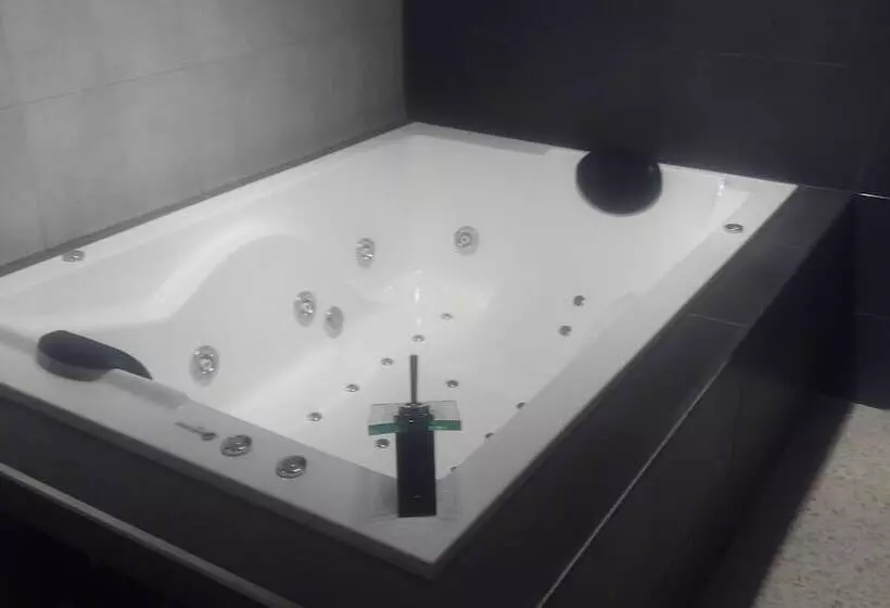 Majatalo Hostal Ocana Manilva