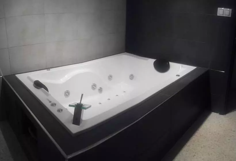 Majatalo Hostal Ocana Manilva