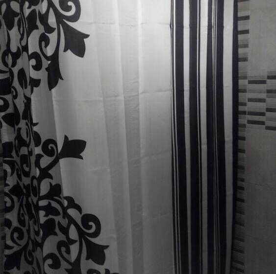 پانسیون Hostal Ocana Manilva