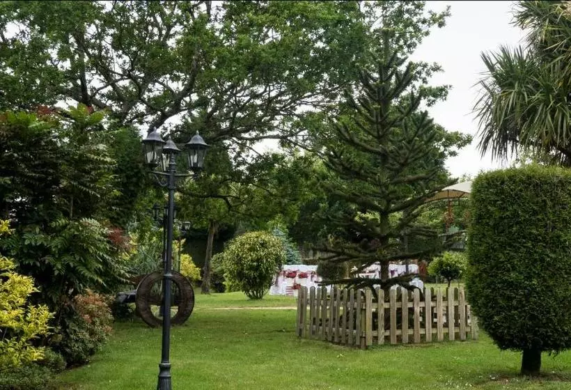 Majatalo Hostal Restaurante O Cadaval