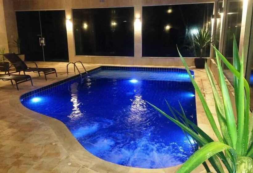 ペンション Pousada Le Sapê