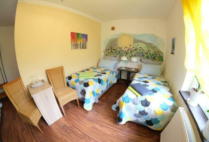 بنسيون Villa De Likua