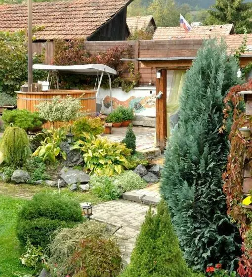 Majatalo Villa De Likua