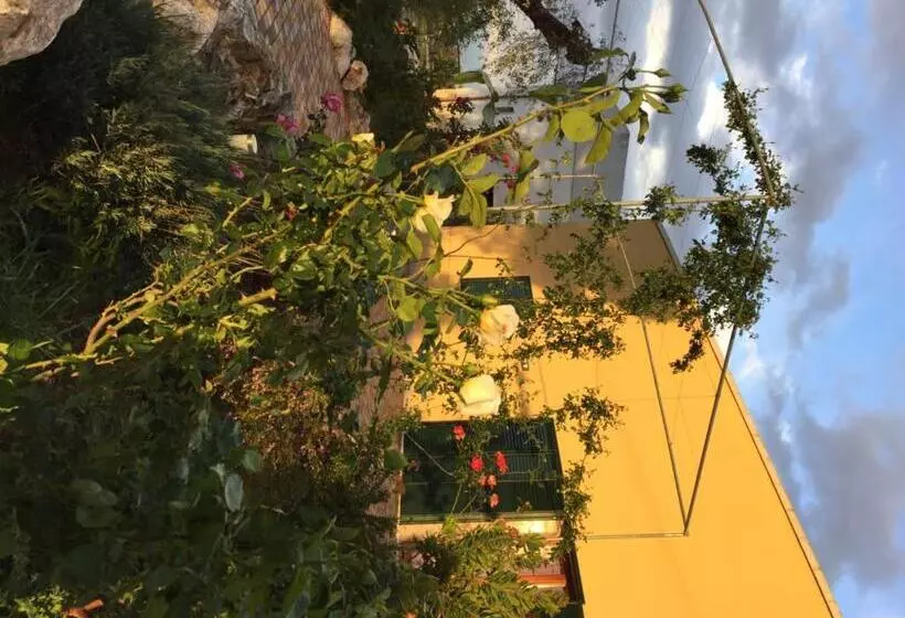 ホテル Agriturismo Mele