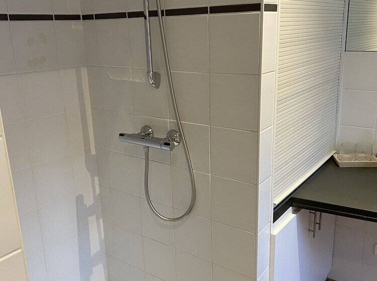 פנסיון Chambreplus Kriski