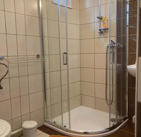 ペンション Kurca Parti Vendégház