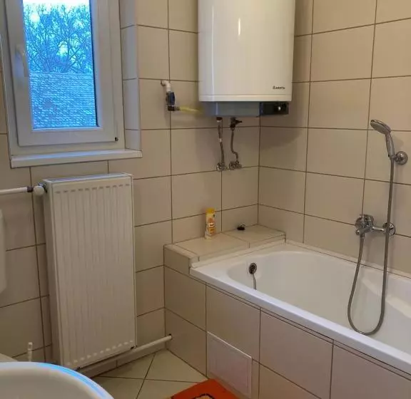 ペンション Kurca Parti Vendégház