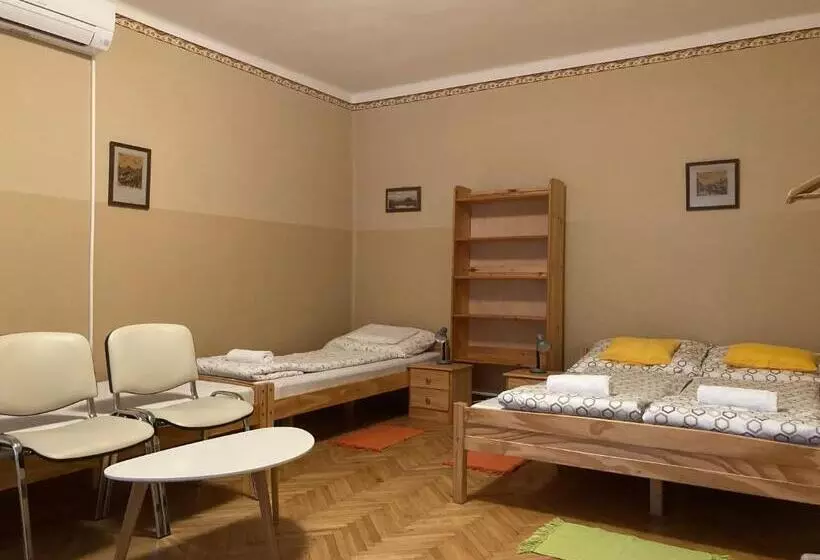 ペンション Kurca Parti Vendégház