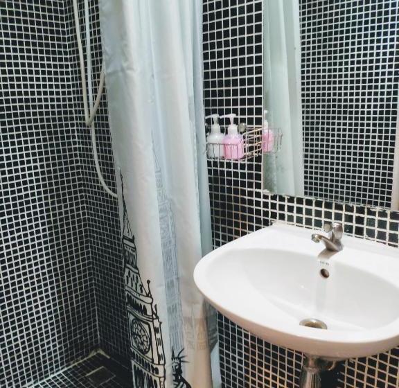 Pensão Pink Guest House