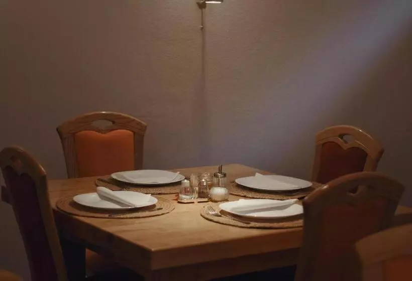 پانسیون Rooms And Apartments Panker