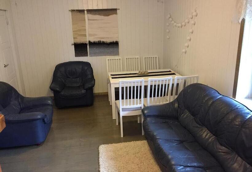 پانسیون Tiigi Accommodation