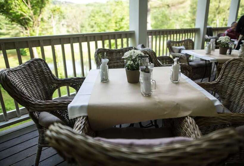 ユースホステル 506 On The River Inn Woodstock