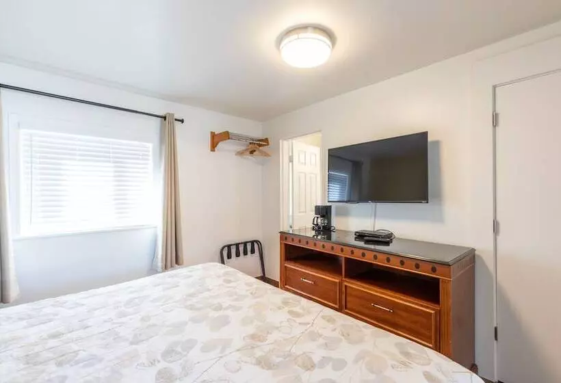 Retkeilymaja Vineyard Valley Inn