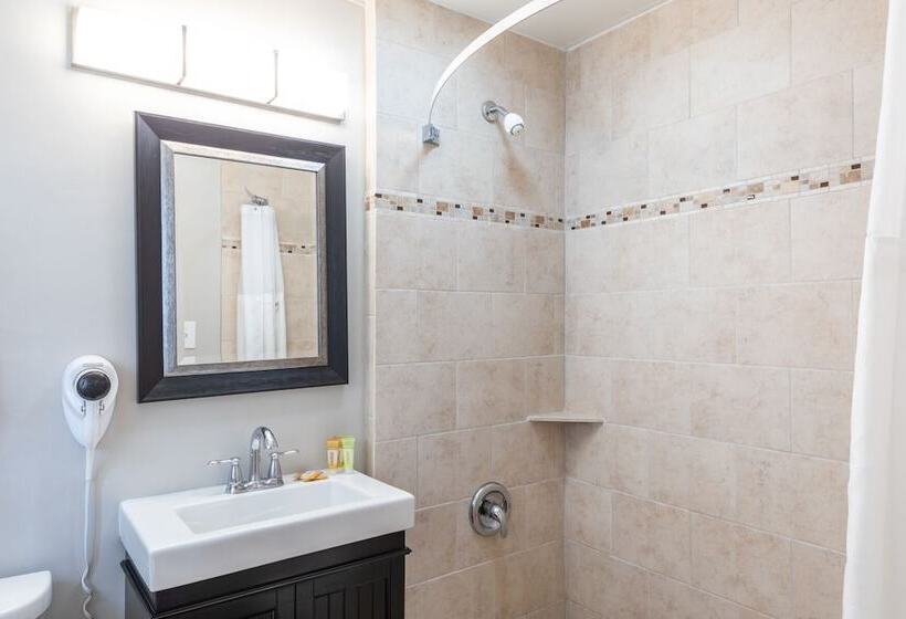 旅馆 Vineyard Valley Inn