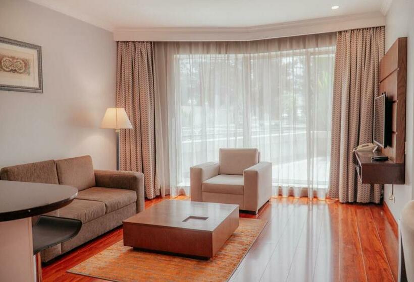 Aparta  Torres De Suites