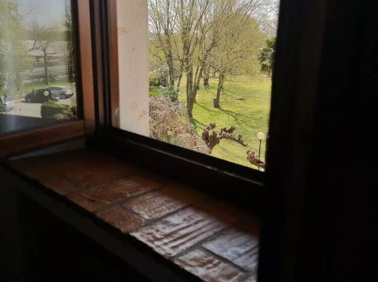 Hotelli Agriturismo Casa Shangri La