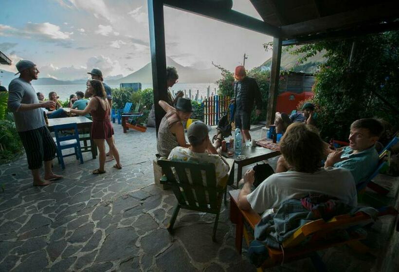 هتل La Iguana Perdida