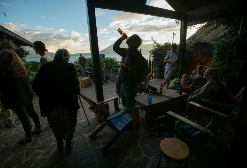 هتل La Iguana Perdida