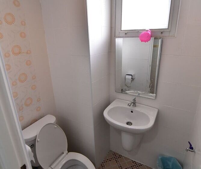 פנסיון Joy House Jomtien Beach