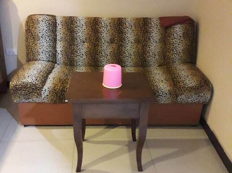 פנסיון Joy House Jomtien Beach