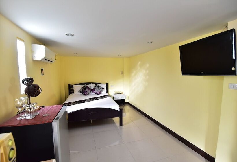 פנסיון Joy House Jomtien Beach