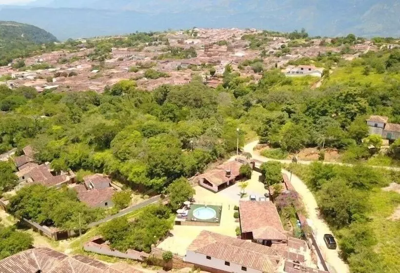 ペンション La Loma Hotel Barichara
