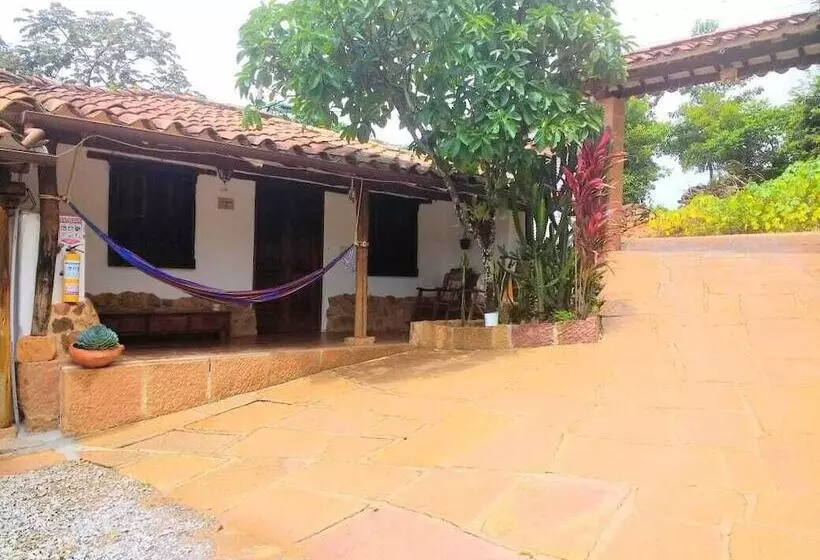 ペンション La Loma Hotel Barichara