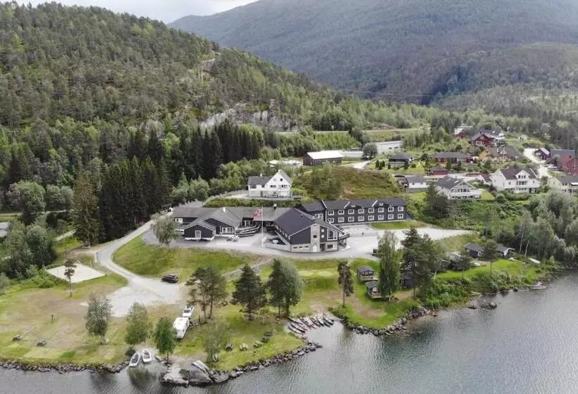 ペンション Lyngmo Gjestehus