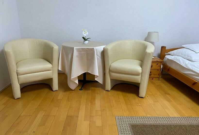 膳宿费 Part Cafe Residence