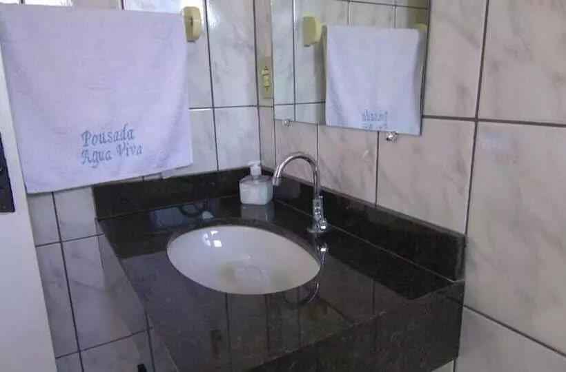 ペンション Pousada água Viva
