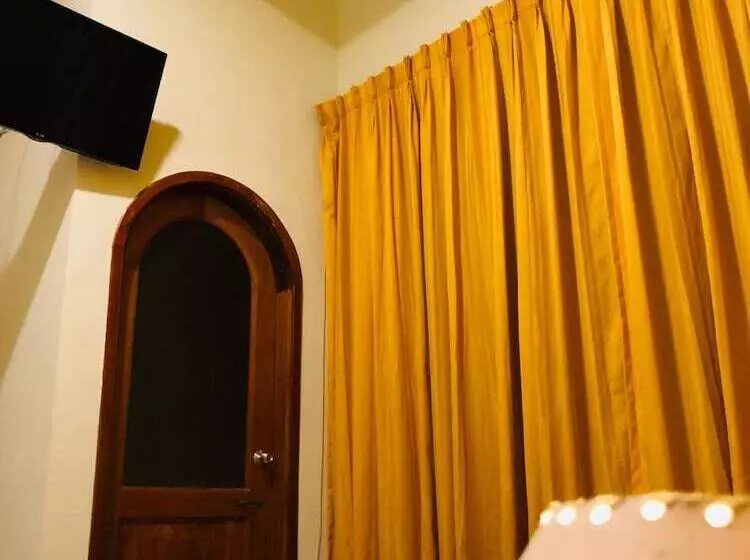 پانسیون Sol De Selva Hostal