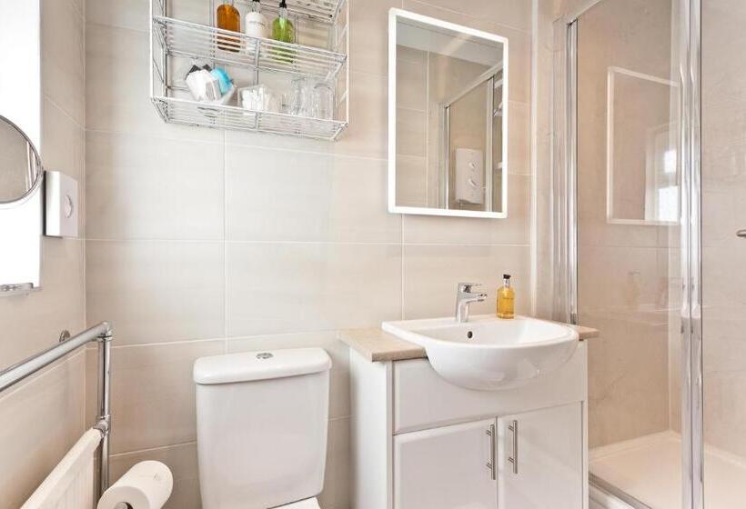 膳宿费 The Glen Guest House