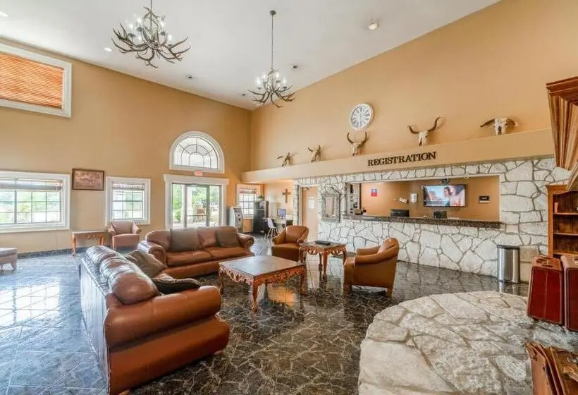 ホテル Texan Inn By Oyo Beeville Us 181