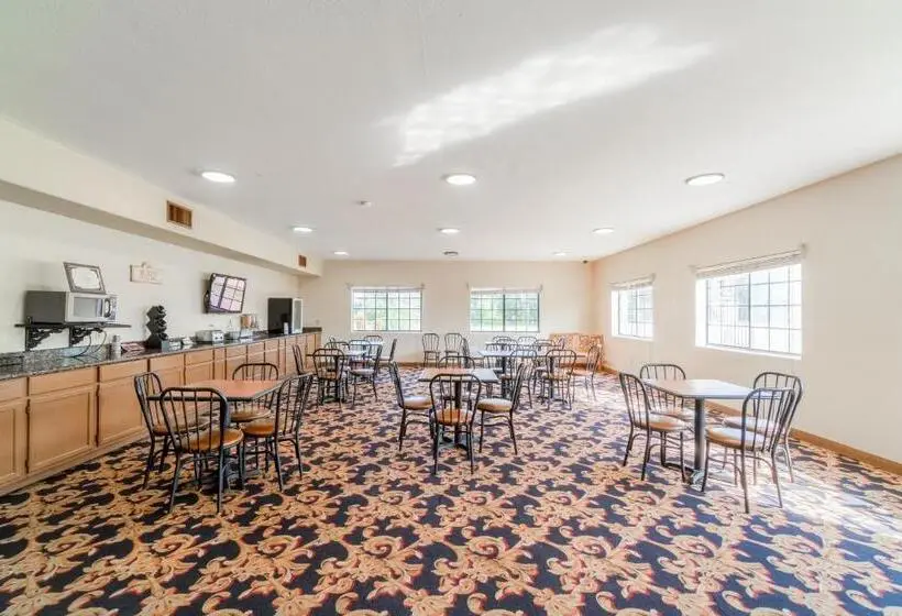 ホテル Texan Inn By Oyo Beeville Us 181