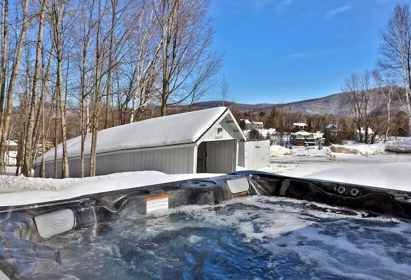 Hotelli The Birch Ridge: English Gentleman S Room #9   King Suite In Killington, Vermont. Hot Tub. 1 Bedroom