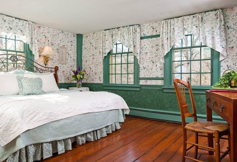 הוסטל Stonecroft Country Inn