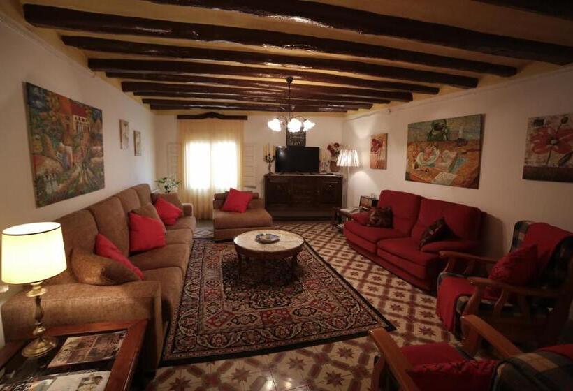 Пансион Casa Rural La Casona