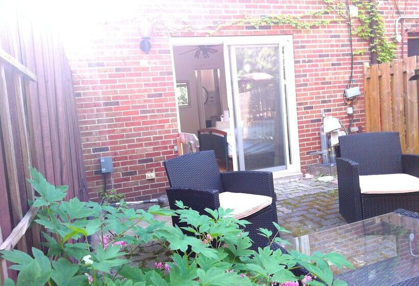 펜션 Margie Townhome Suites