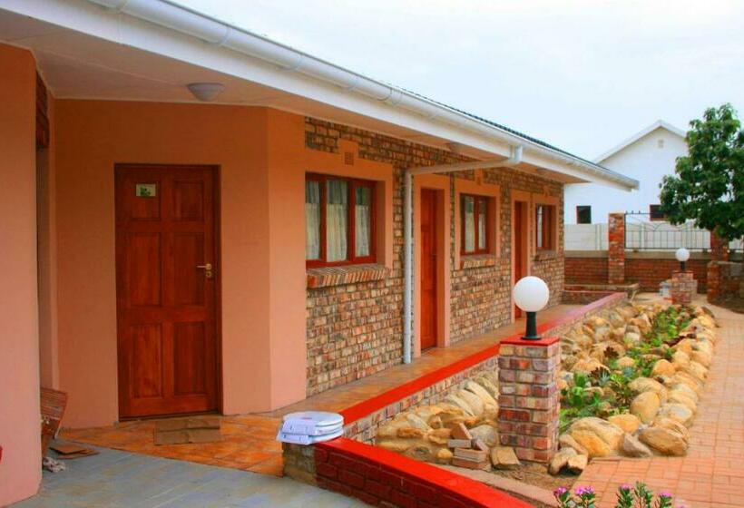 פנסיון Reheifo Lodge