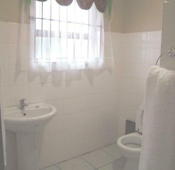 פנסיון Reheifo Lodge