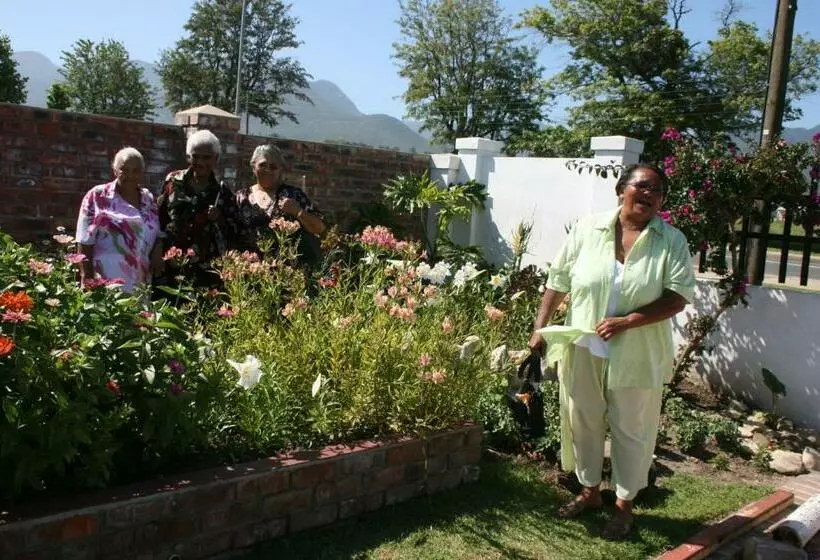 ペンション Reheifo Lodge