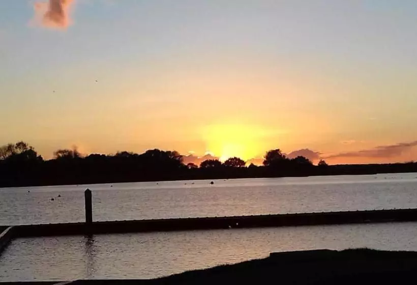 ペンション Somerton Guest House