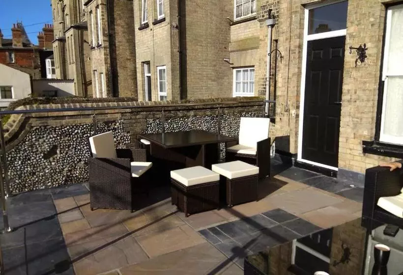 ペンション Somerton Guest House