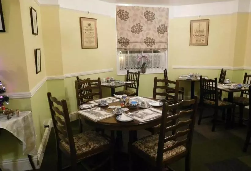 ペンション Somerton Guest House