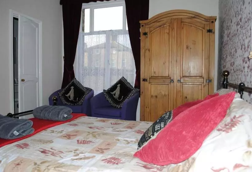 ペンション Somerton Guest House